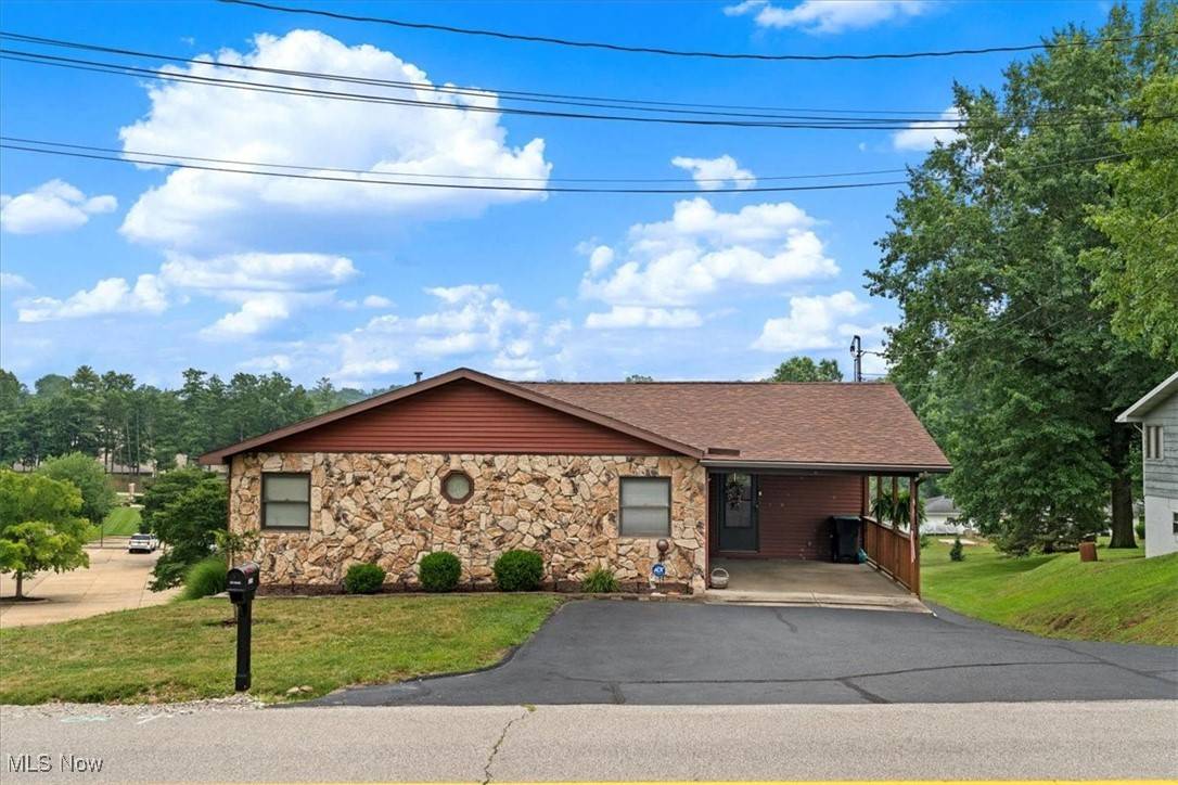 Parkersburg, WV 26105,5216 Briscoe Road