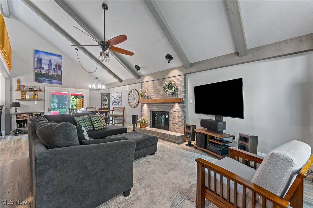 Poland, OH 44514,8465 Hilltop DR