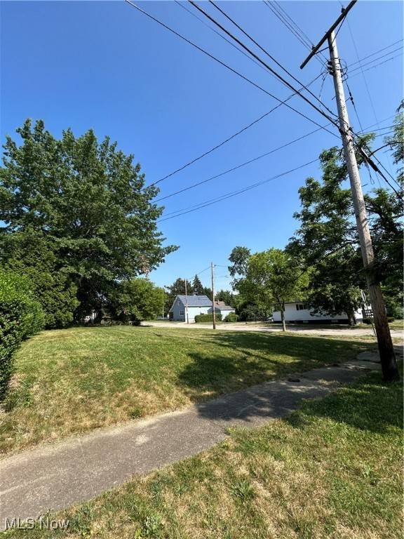 Cleveland, OH 44128,4259 E 162nd ST