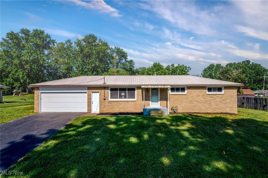 Massillon, OH 44647,1055 Edward AVE SW