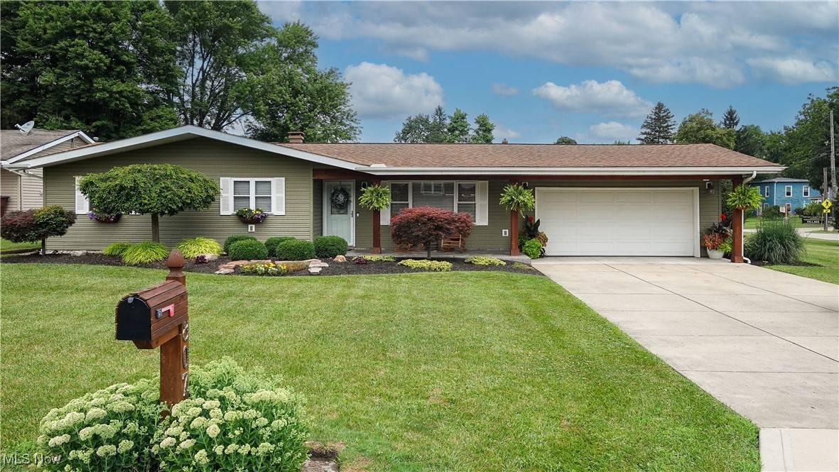 Garrettsville, OH 44231,8075 Crestwood DR