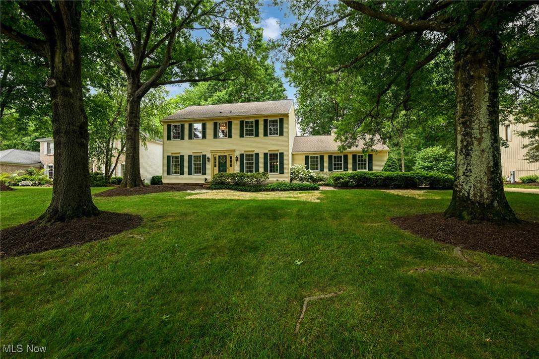 Brecksville, OH 44141,7424 Old Quarry LN