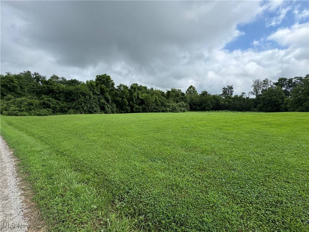 Mineral Wells, WV 26150,623 Big Tygart RD