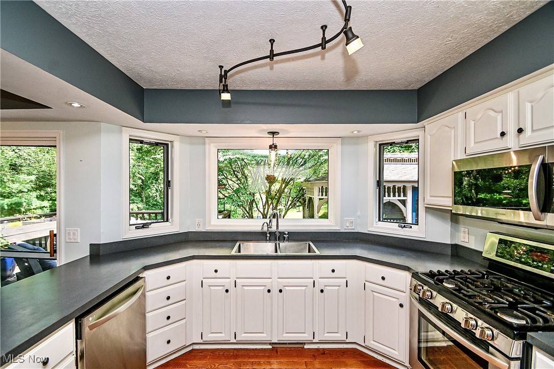 Canton, OH 44708,1236 Spring Valley AVE NW