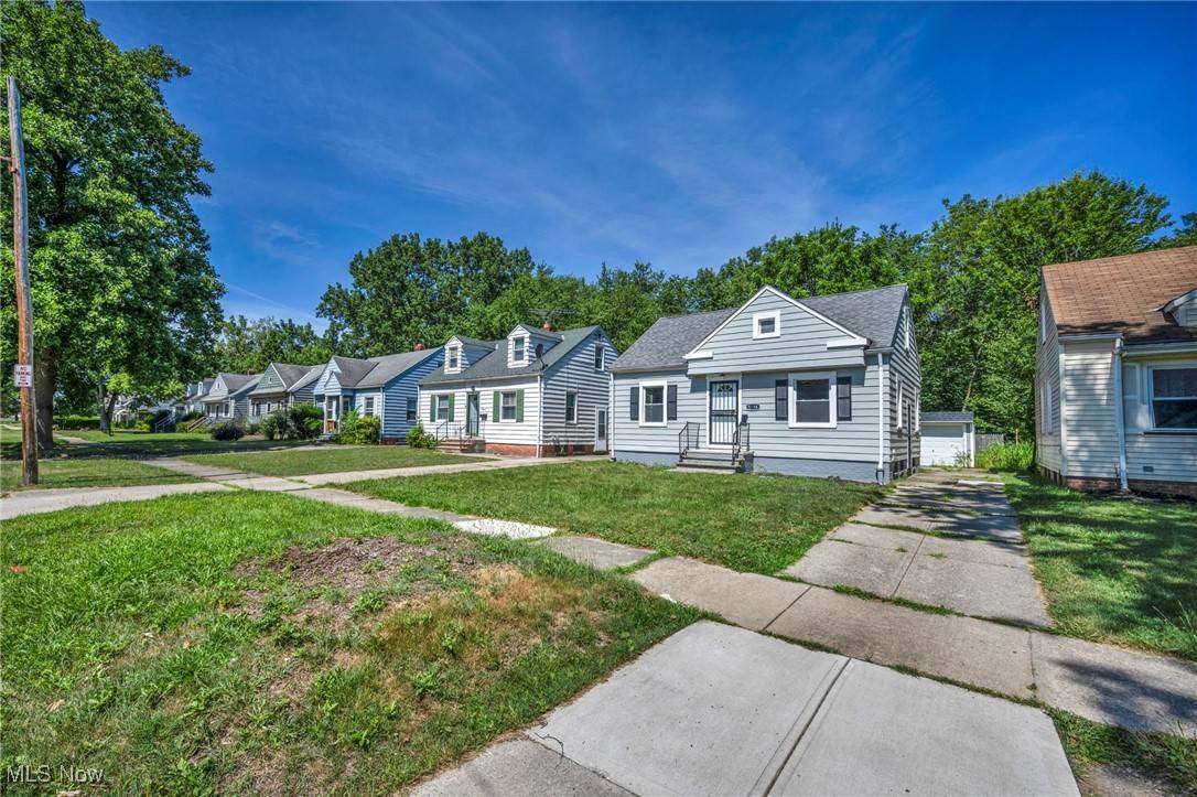 Maple Heights, OH 44137,5574 Waterbury AVE