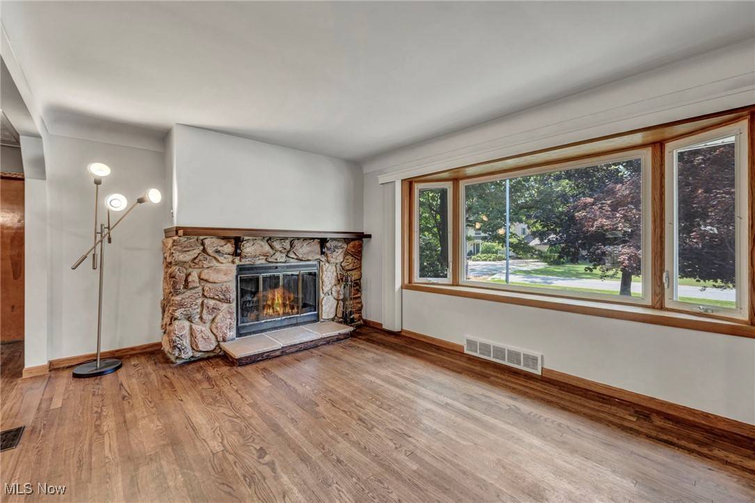 Mentor, OH 44060,6257 Meadowbrook DR