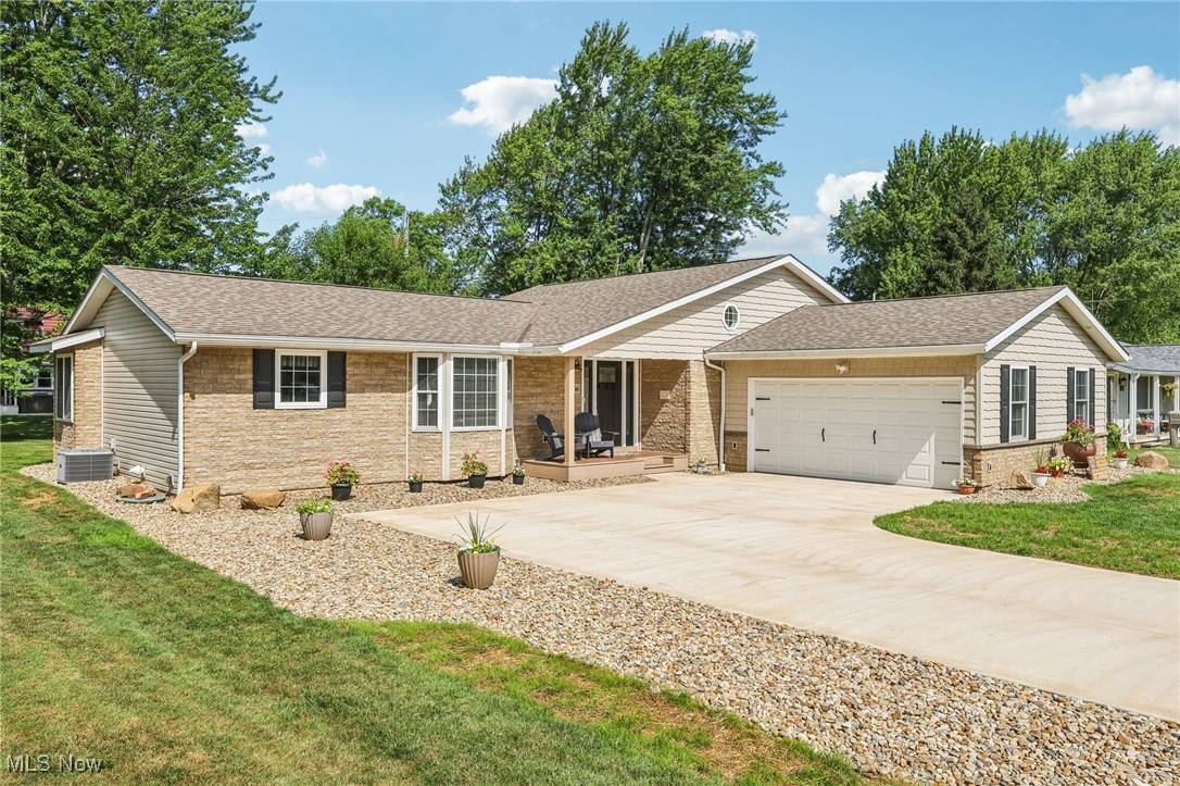 Amherst, OH 44001,266 Cherry Valley DR