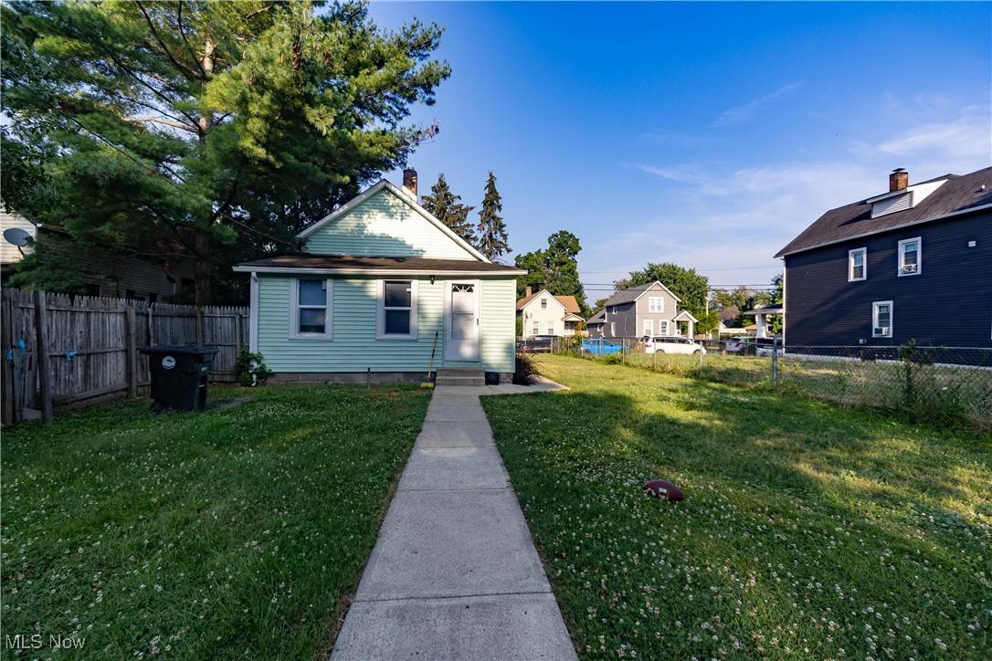 Cleveland, OH 44102,3288 W 50th ST