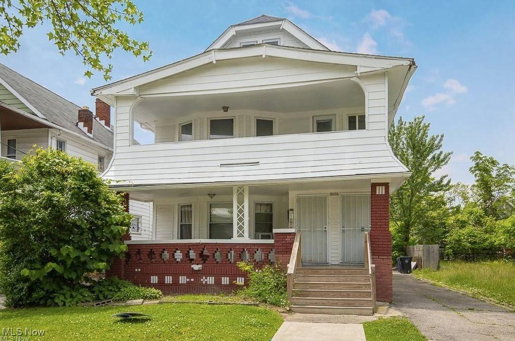 Cleveland, OH 44120,3652 E 153rd ST