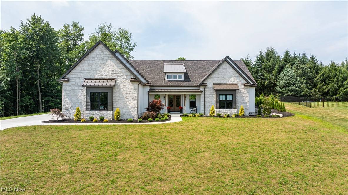 Poland, OH 44514,8484 Ivy Hill DR