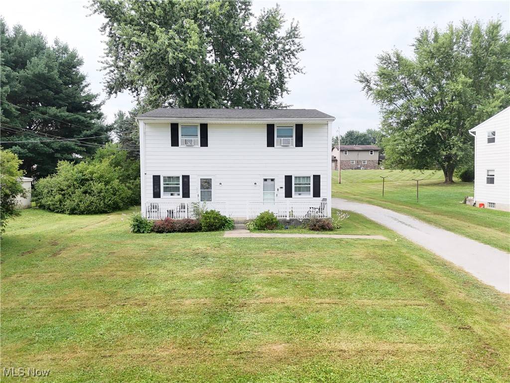 Louisville, OH 44641,412 Beechwood ST