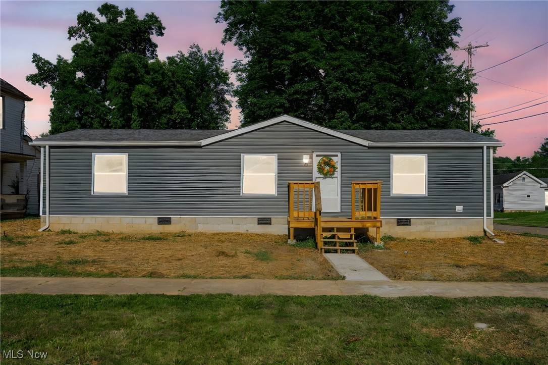 Zanesville, OH 43701,860 Moxahala AVE