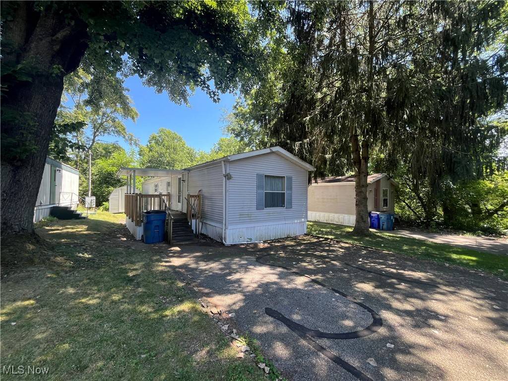 Ravenna, OH 44266,3022 State Route 59 #E6