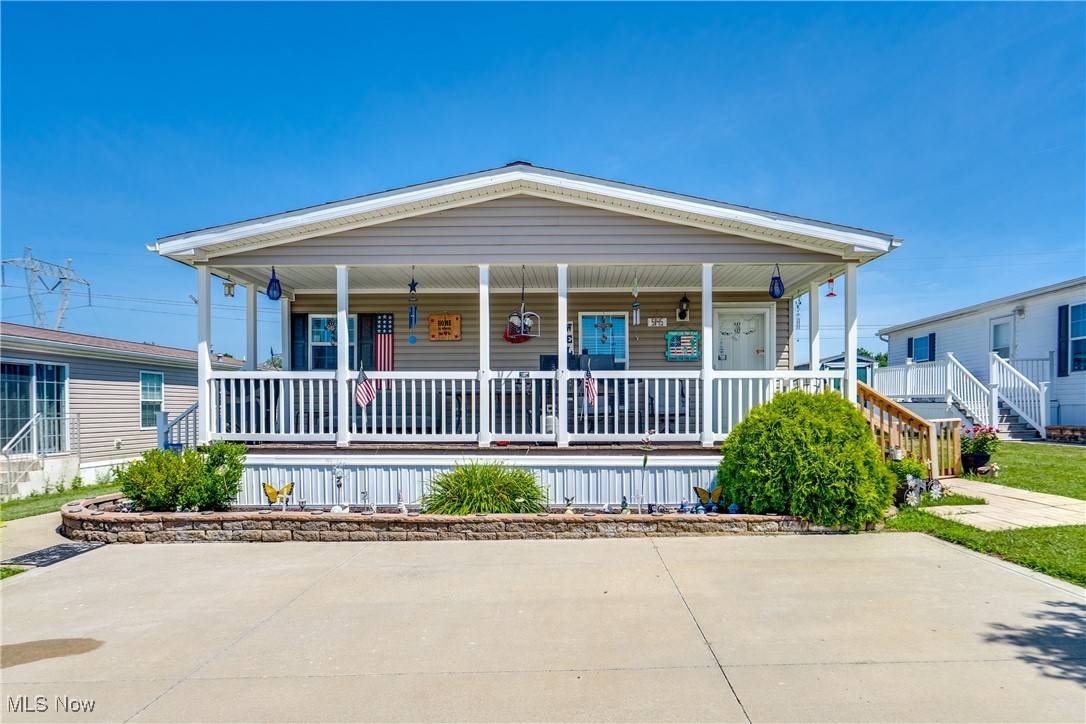 Navarre, OH 44662,5145 Yellowwood DR SW #295