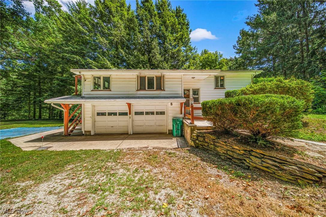 Ashtabula, OH 44004,719 Howard RD