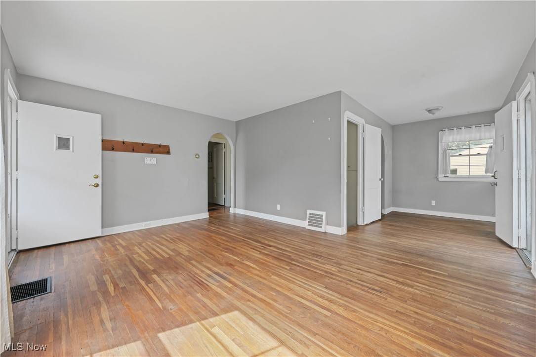 Akron, OH 44306,1244 Hammel ST