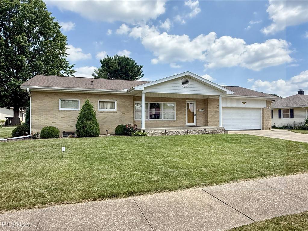 New Philadelphia, OH 44663,933 Prospect ST NW