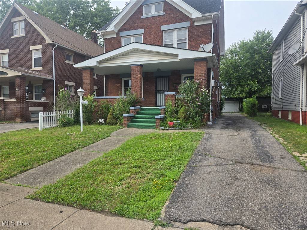 Cleveland, OH 44120,13613 Bartlett AVE