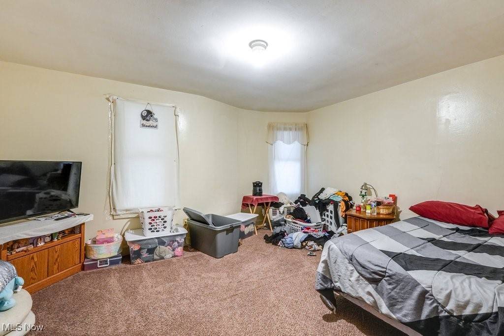 Akron, OH 44301,1100 Edison AVE