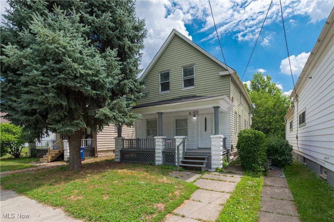Cleveland, OH 44105,3823 E 54th ST