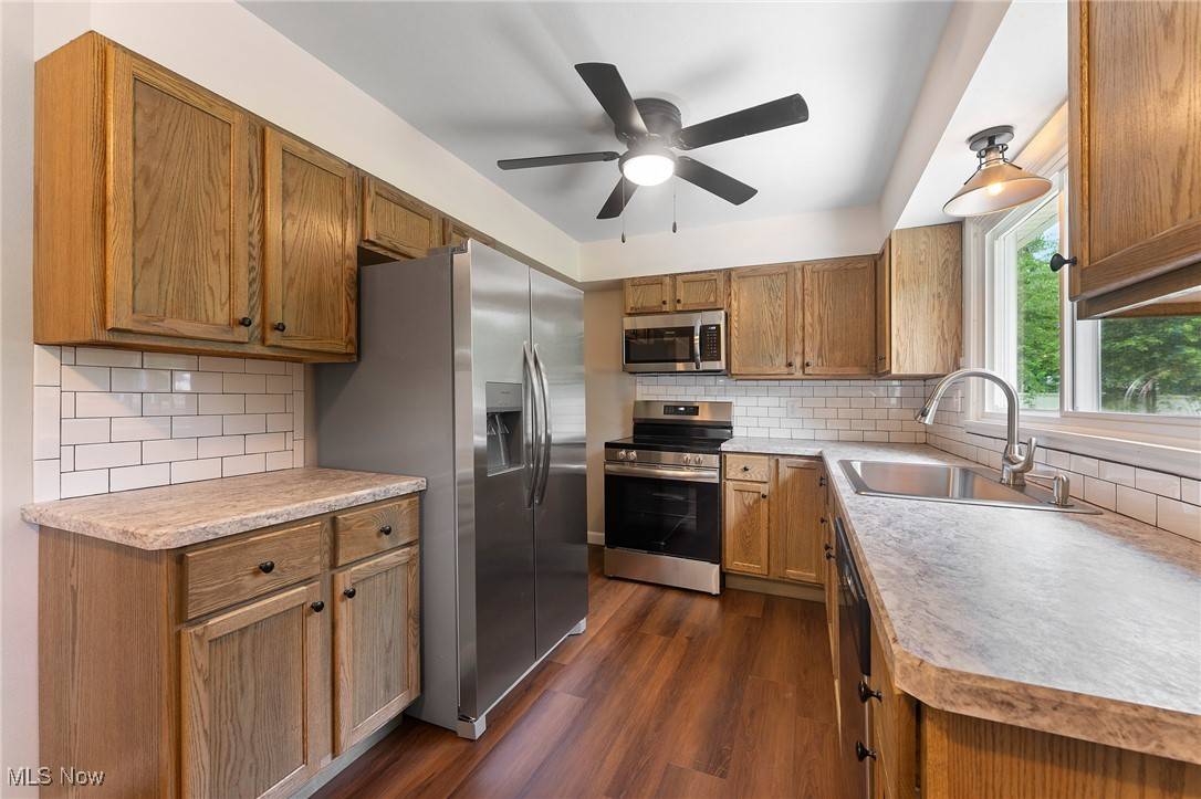Hubbard, OH 44425,2687 Seifert Lewis RD