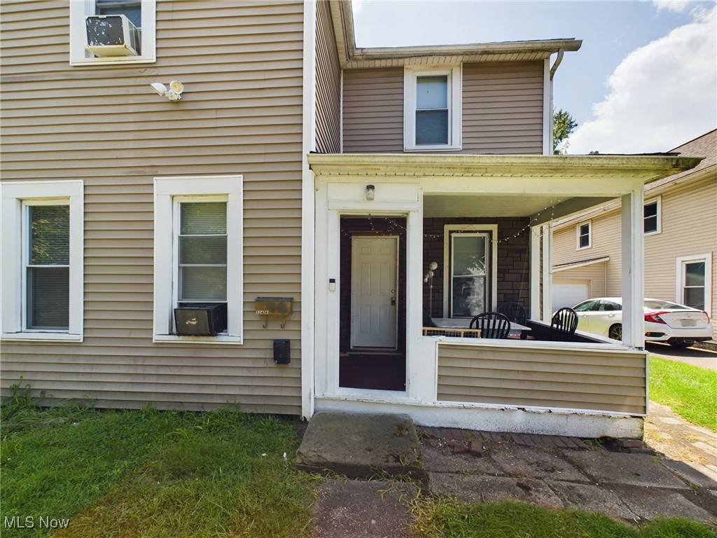 Akron, OH 44304,324 Sterling CT
