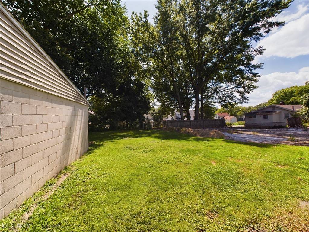 Akron, OH 44304,324 Sterling CT