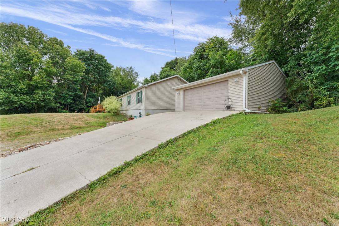 Akron, OH 44312,1441 Pawnee BLVD