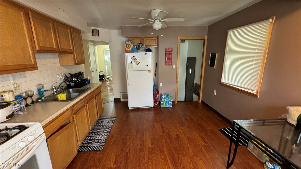 Garfield Heights, OH 44125,13215 Grannis RD