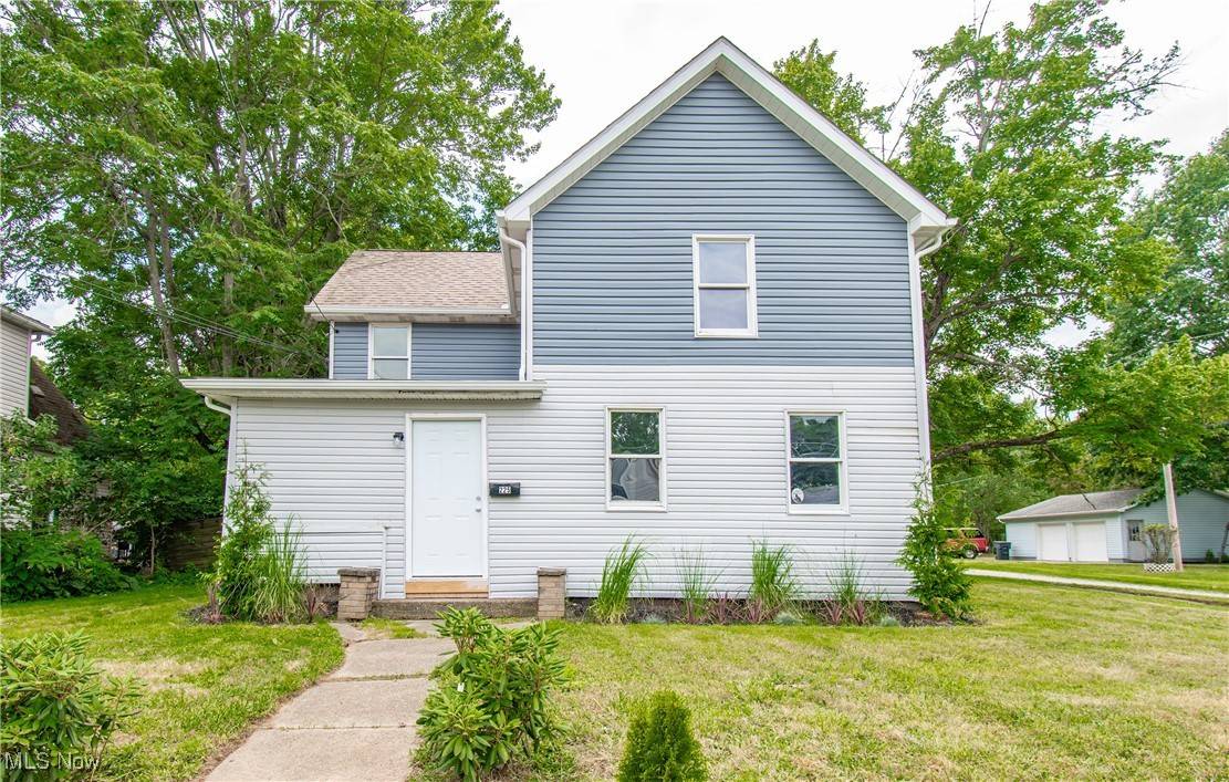 Wadsworth, OH 44281,225 E Bergey ST