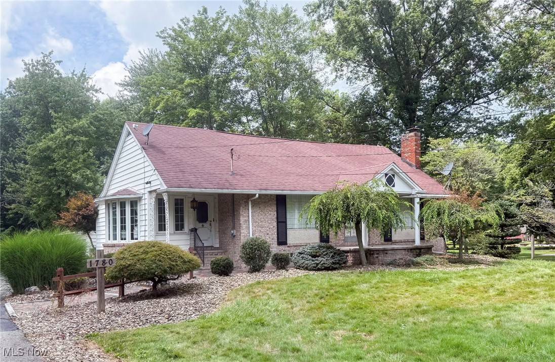 Girard, OH 44420,1780 Pleasant Valley RD