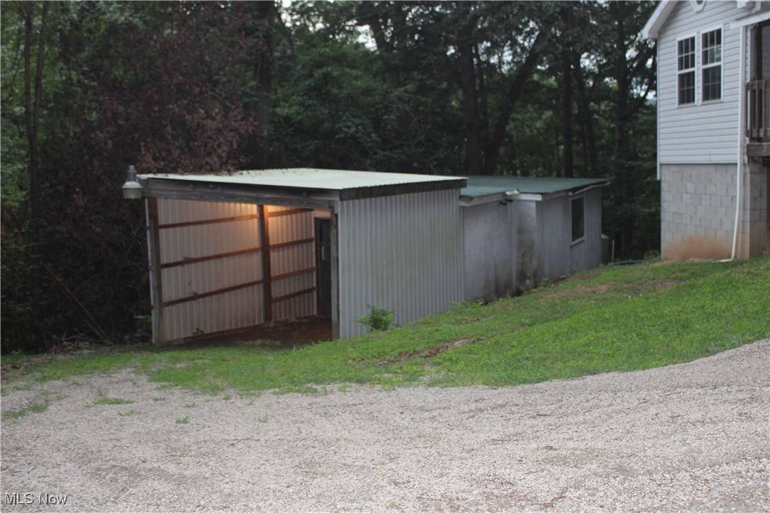 Piedmont, OH 43983,72799 Briarwood DR