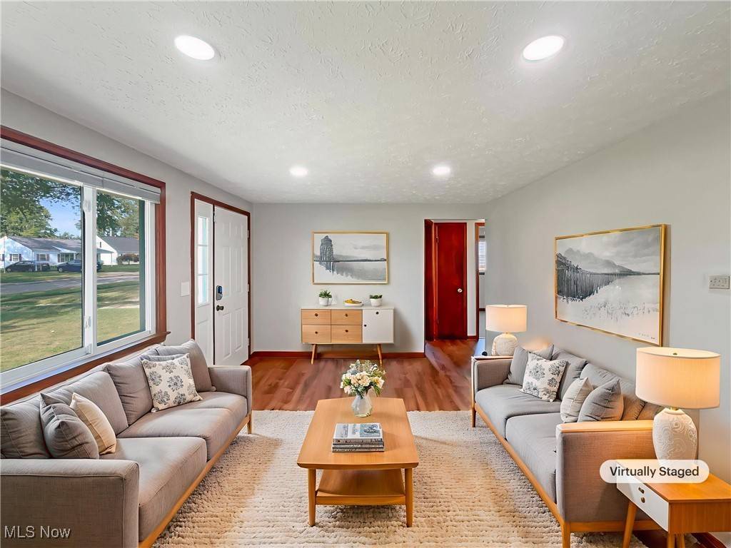 Lorain, OH 44052,2846 Lincoln ST