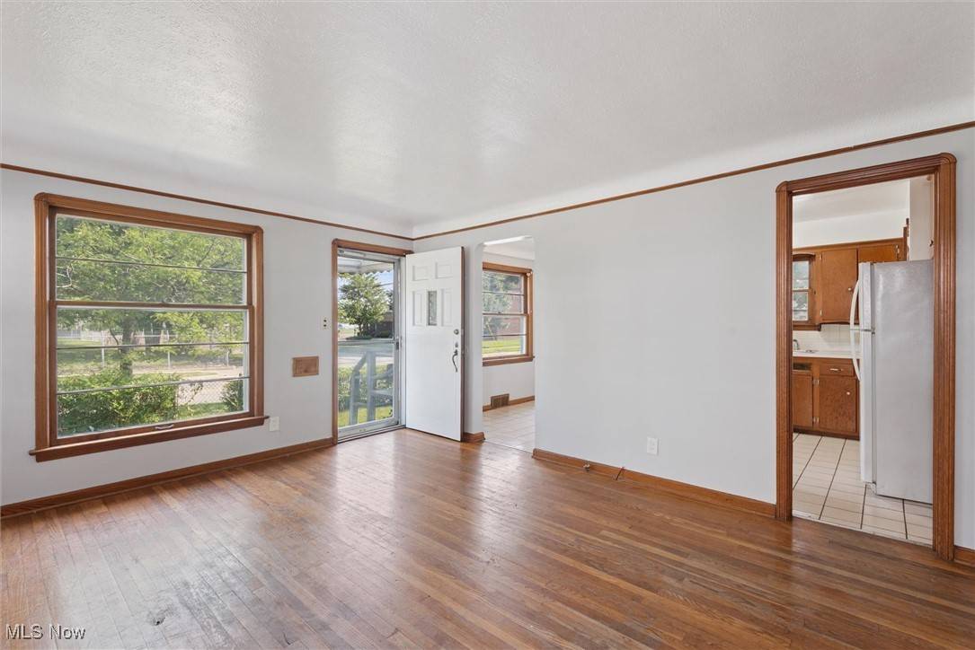 Cleveland, OH 44111,11401 Western AVE