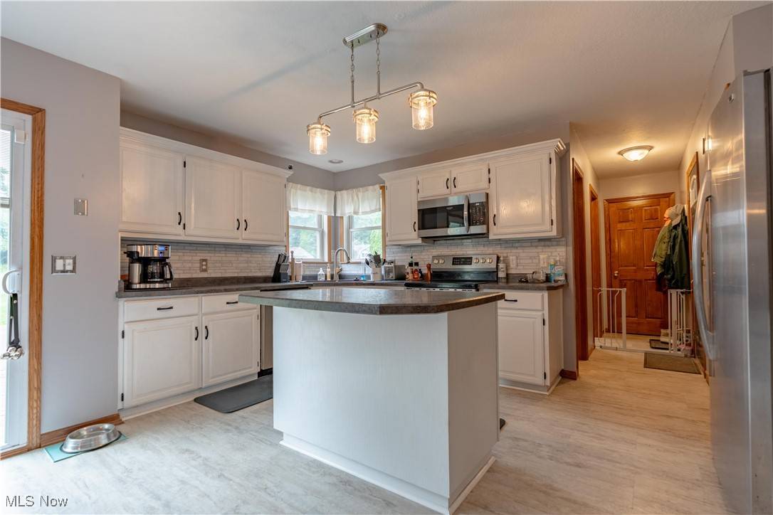 Massillon, OH 44647,3069 W Castle CIR NW