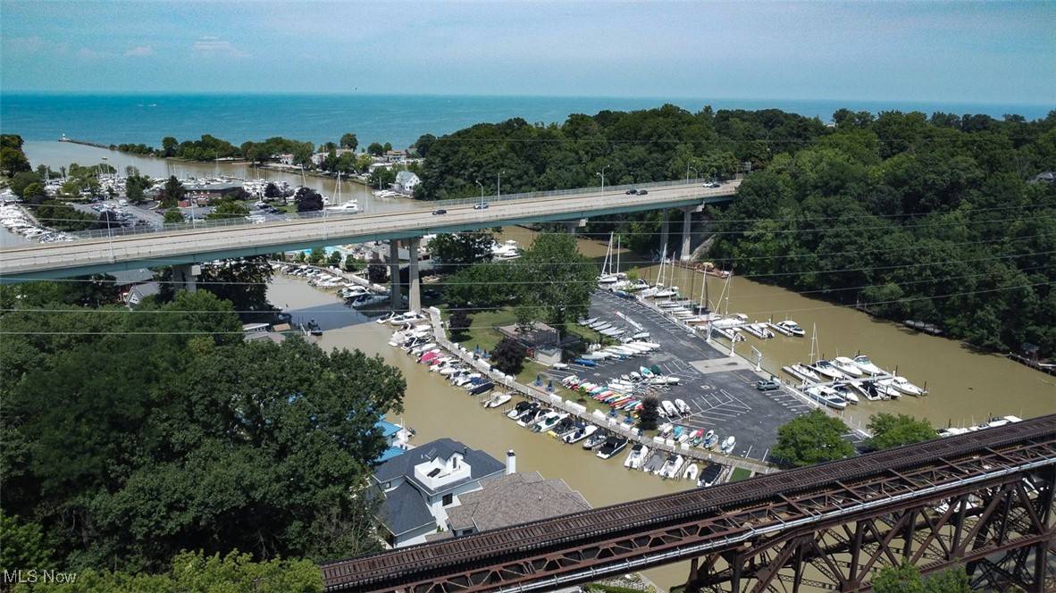 Rocky River, OH 44116,19000 Lake RD #5627