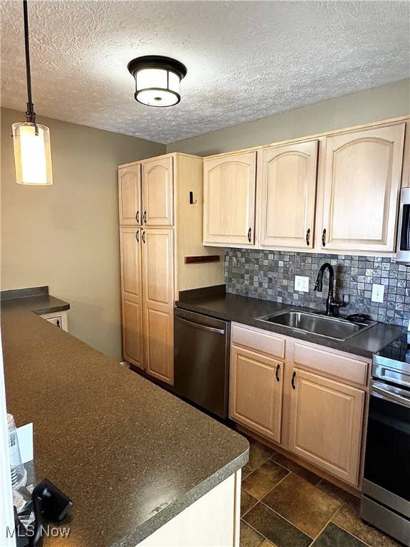 Mentor, OH 44060,7050 Chillicothe RD #B18