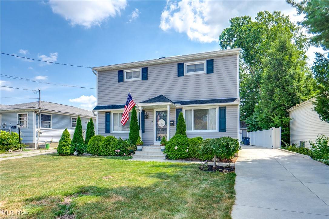 Akron, OH 44312,597 Herbert RD