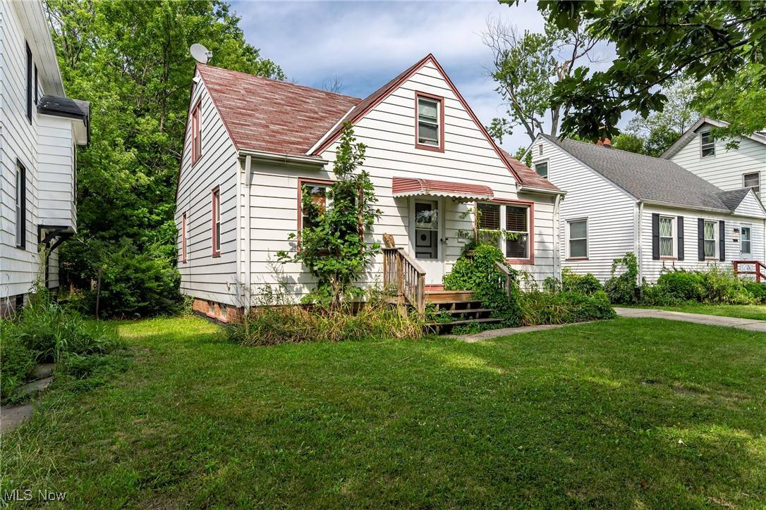 Euclid, OH 44117,1477 E 195th ST