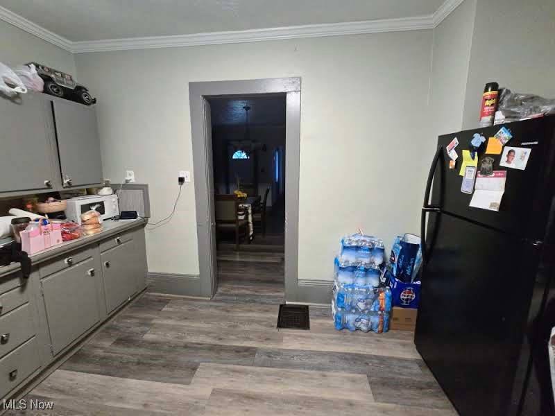 Akron, OH 44302,213 Gale ST