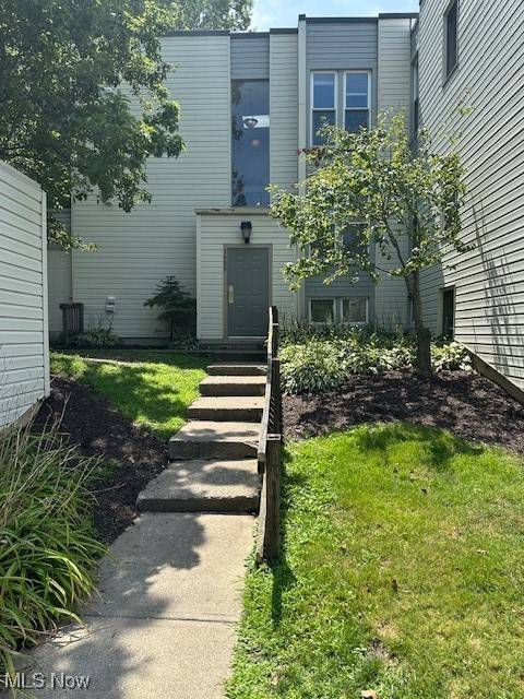 Westlake, OH 44145,1655 Cedarwood DR #313