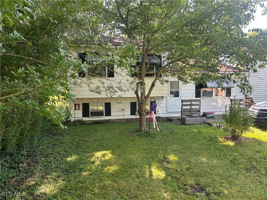 Windham, OH 44288,9008 Wilverne DR