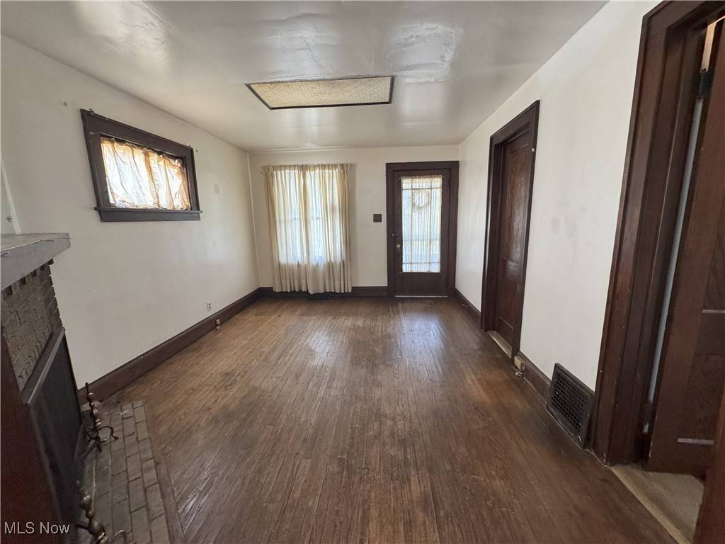 Akron, OH 44301,61 E Ido AVE