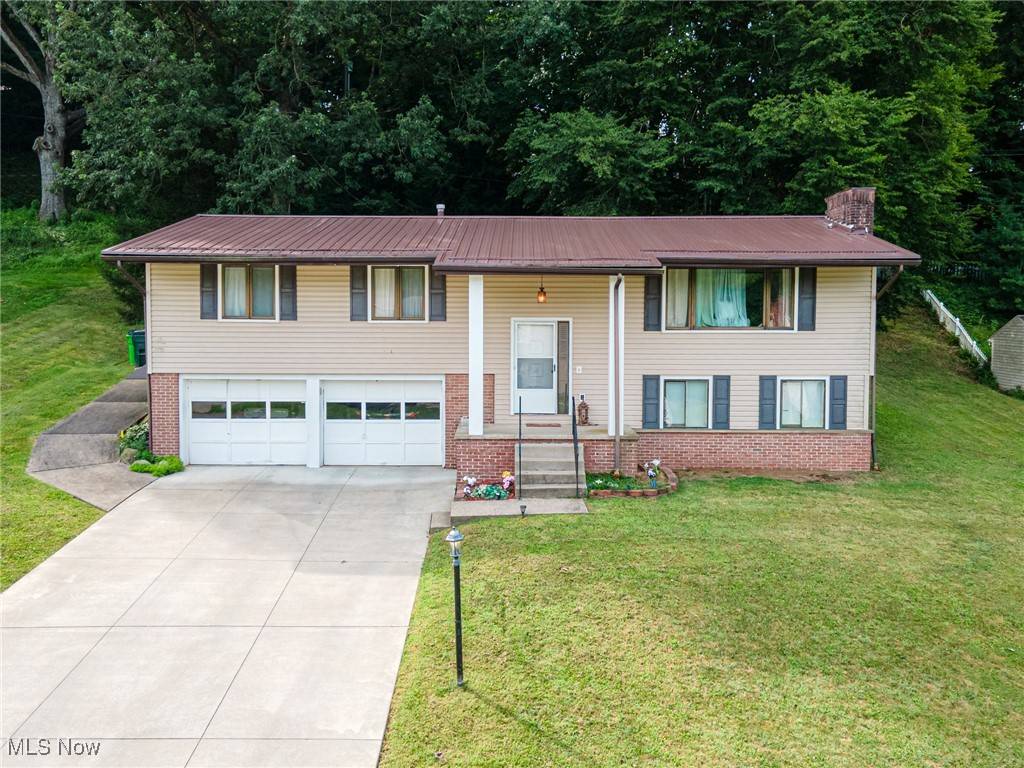 Coshocton, OH 43812,1781 Buena Vista DR