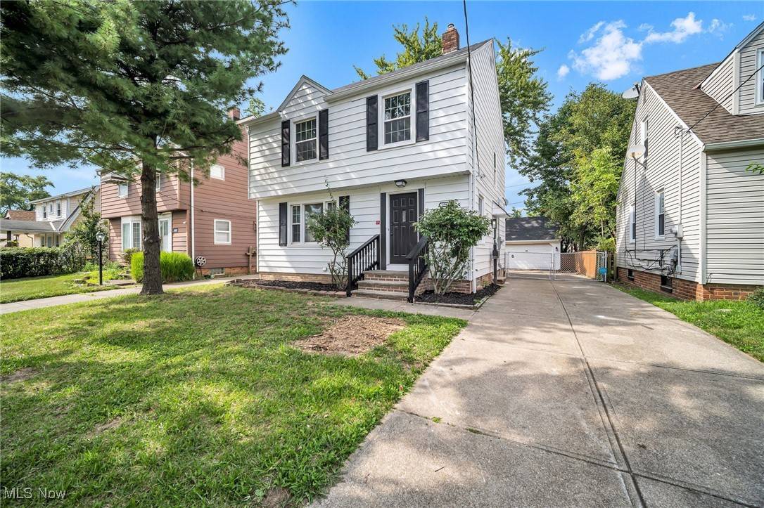 Maple Heights, OH 44137,19413 Raymond ST