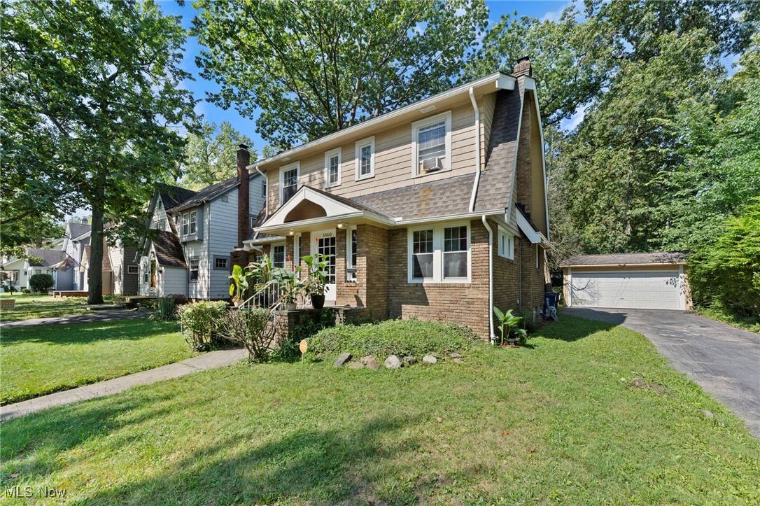 Cleveland Heights, OH 44121,1660 Maple RD