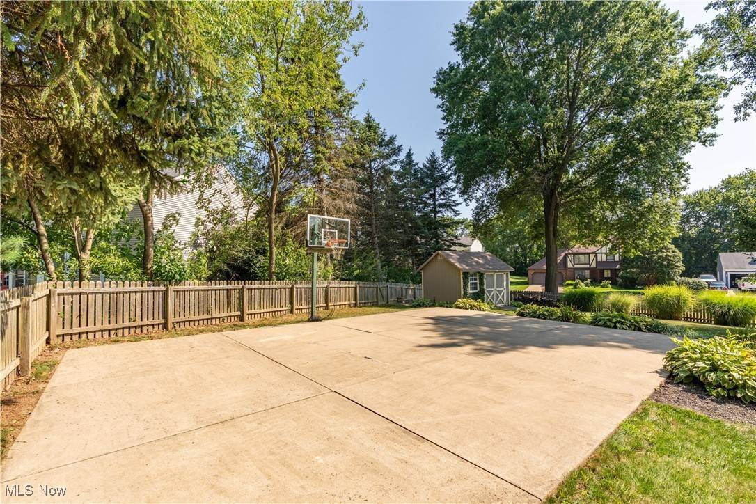 North Canton, OH 44720,2825 River Run CIR NW