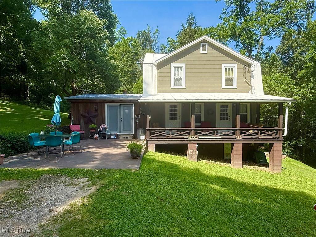 St Marys, WV 26170,256 Little Ridge RD