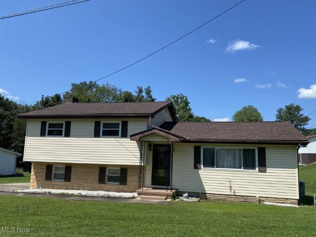 Spencer, WV 25276,14 Edgewood LN