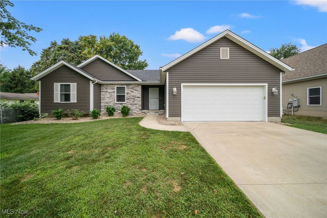 Painesville, OH 44077,60 Country Lane LN